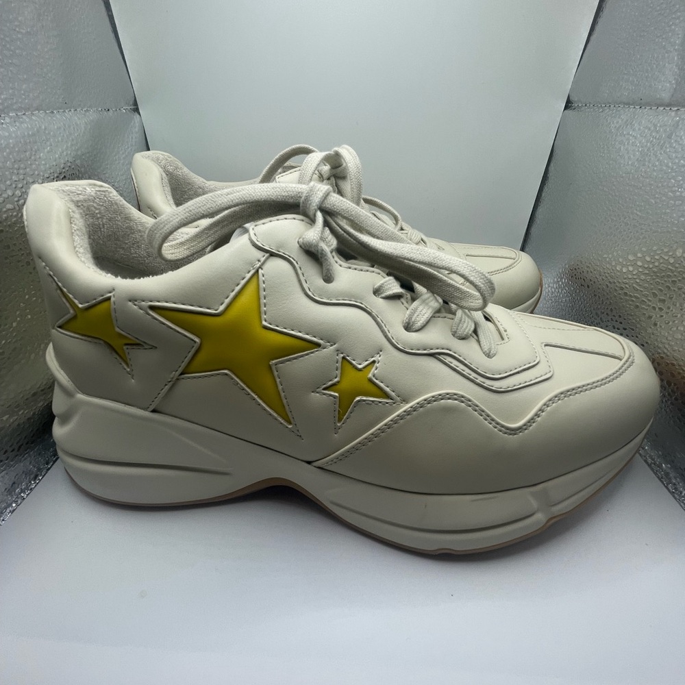 NWB Gucci Rhyton Triple Star Sneakers in ivory with yellow stars size 38